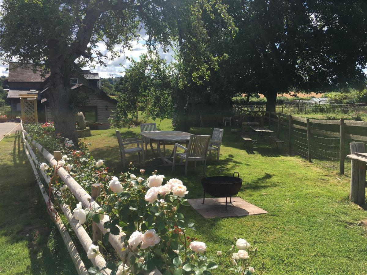 Grove Farm B&B Leominster Exterior foto